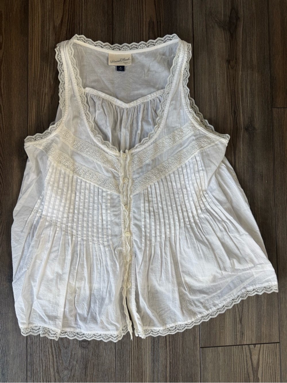 Universal Thread Cream White Lace-Trim Button-Front Camisole